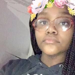 Meet your Posher, Jewel